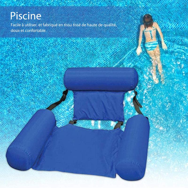 Lit gonflable de la piscine