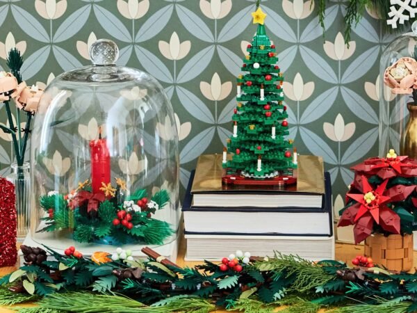 lego-40743-centre-table-noel-6 Décoration LEGO 40743 avec autres coffrets de Noël vendus séparément