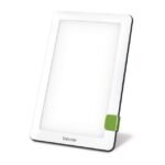 Beurer TL 30 lampe de luminothérapie blanche Lampe de luminothérapie Beurer TL 30 blanche avec pied vert sur fond blanc