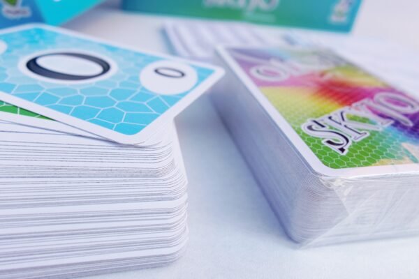 skyjo cardgame 09 skyjocardcloseup.jpg Skyjo Magilano – cartes et jeu en situation